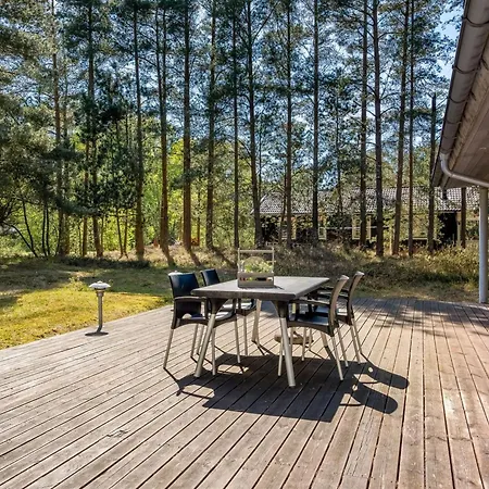 Eikka - 1km From The Sea By Interhome 度假居