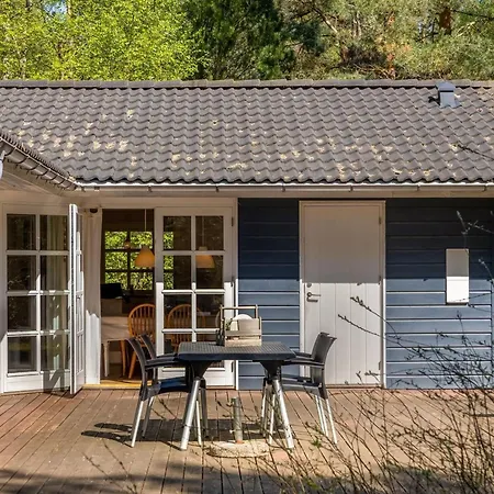 Eikka - 1km From The Sea By Interhome 度假居 *